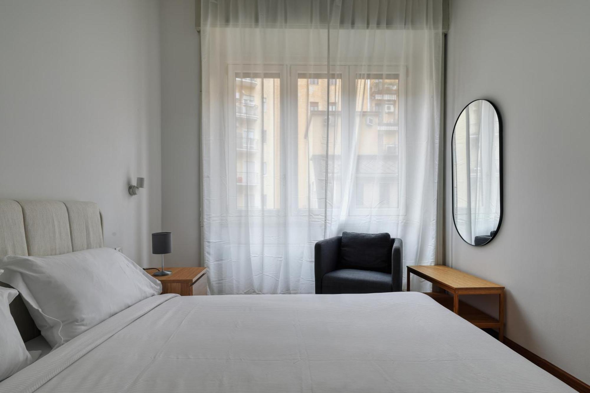Joivy Chic 3-Bed Flat Near Colonne Di San Lorenzo Milánó Kültér fotó